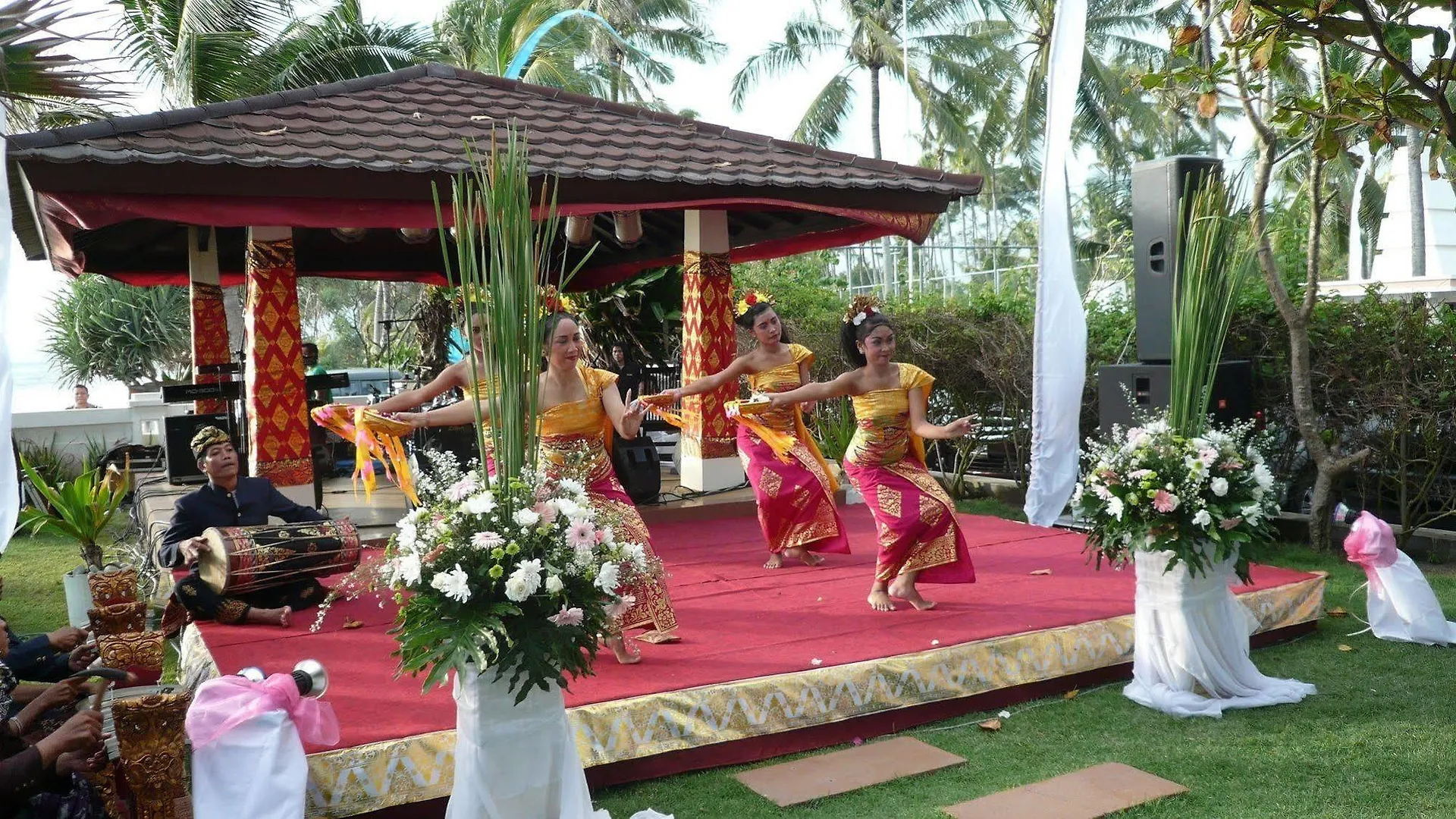 Legong Keraton Beach Hotel Canggu  Canggu (Bali)